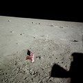 AS11-37-5552