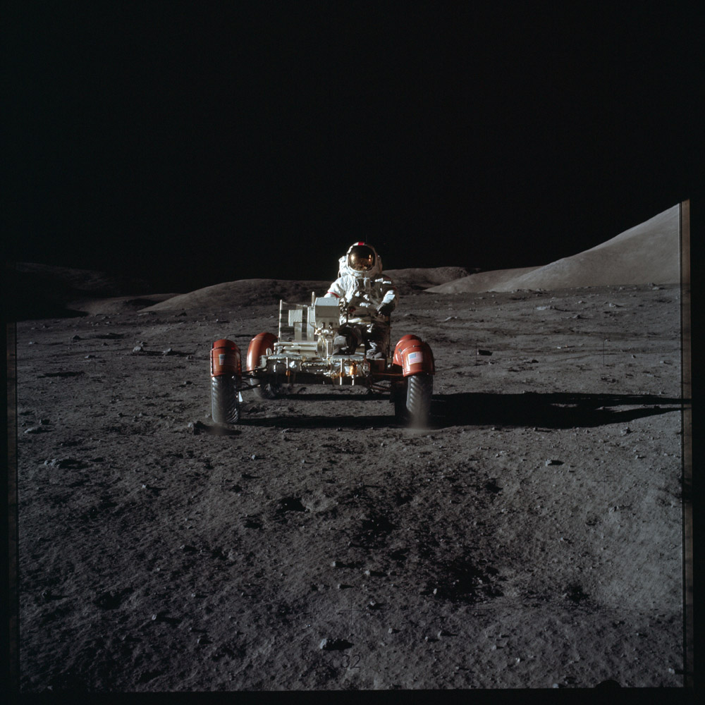 AS17-147-22525
