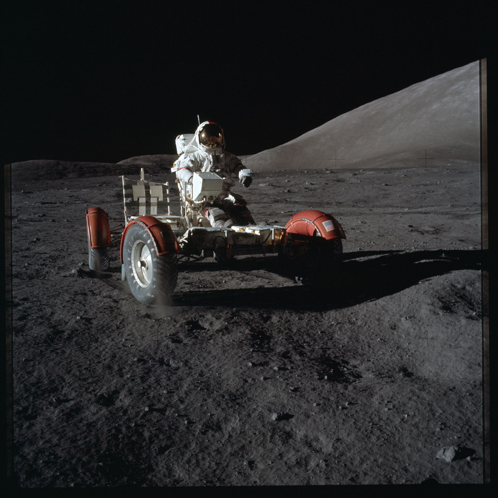 AS17-147-22526