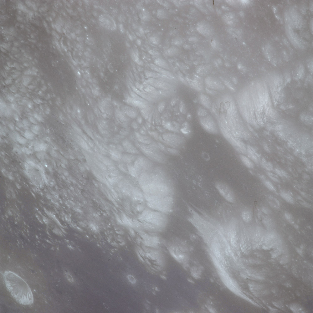 AS17-151-23262